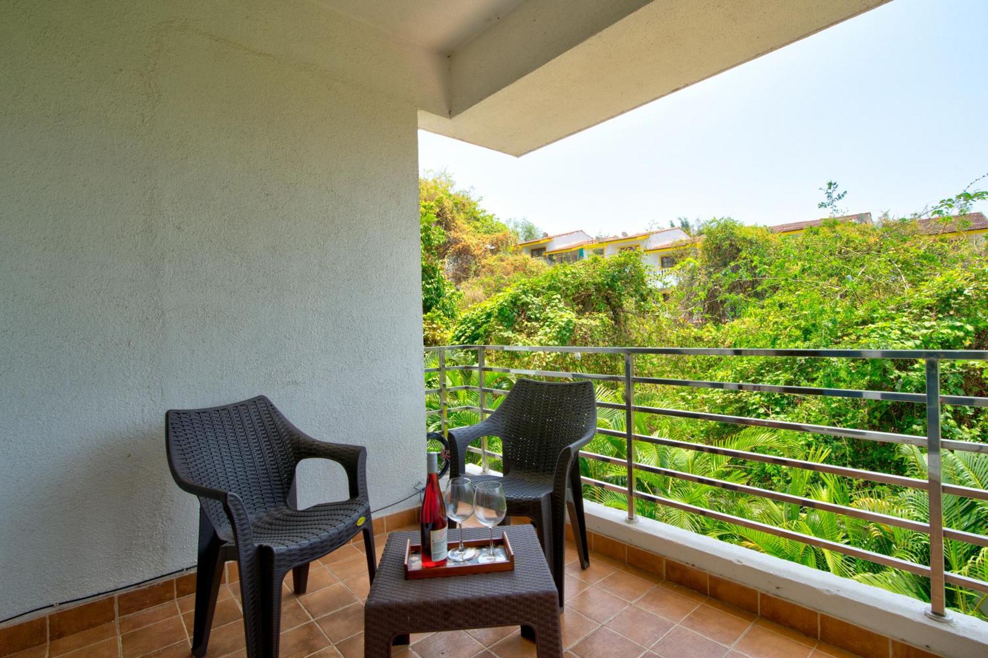 Apartment Premium 2bhk With Pool At Candolim