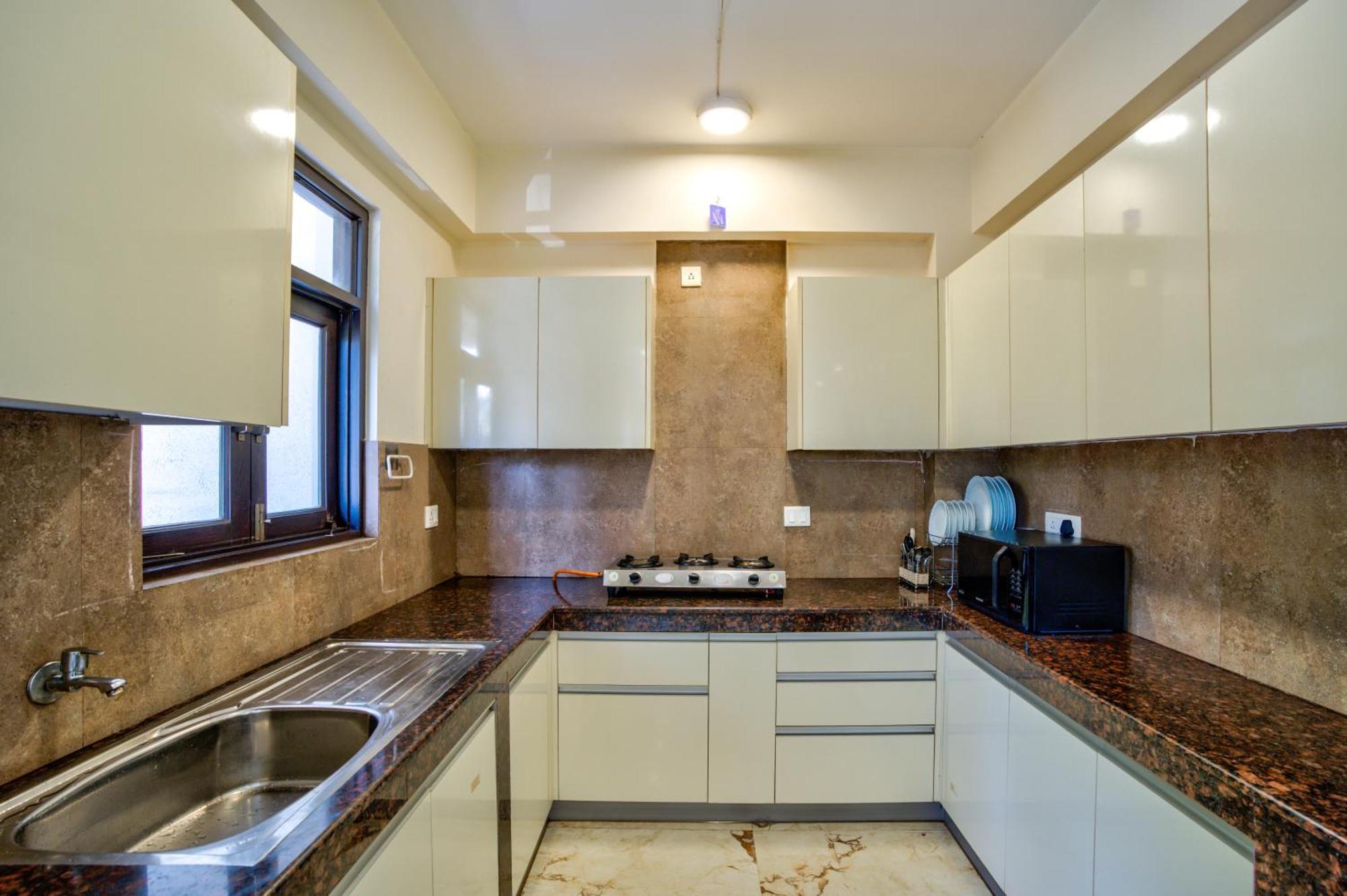 Apartment Premium 2bhk With Pool At *